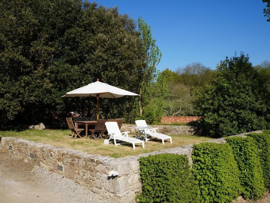 L'Escale du Bocage Piscine couverte chauffée La Flocellière Esterno foto