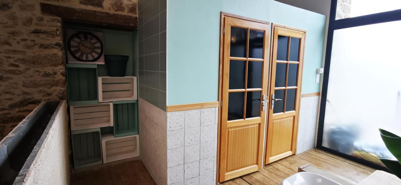 L'Escale du Bocage Piscine couverte chauffée La Flocellière Esterno foto