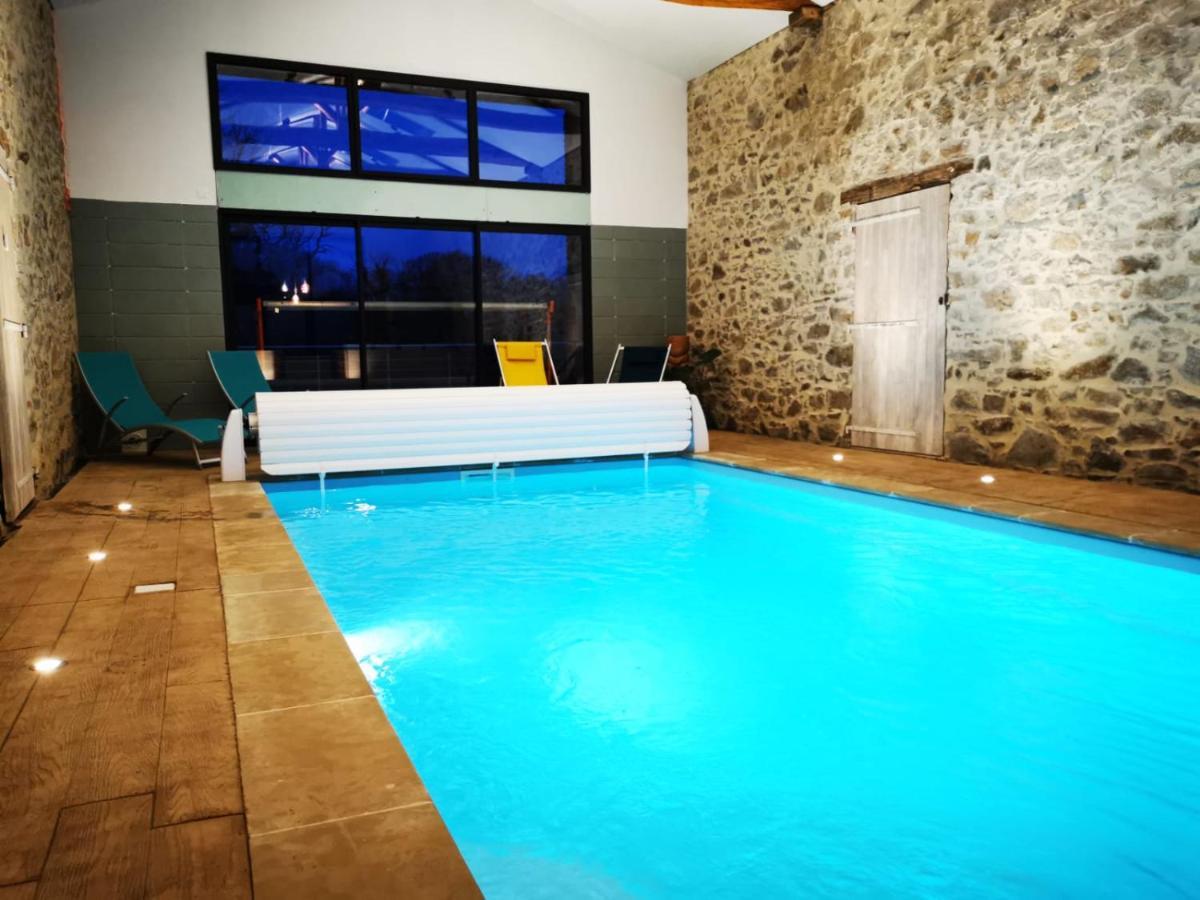 L'Escale du Bocage Piscine couverte chauffée La Flocellière Esterno foto